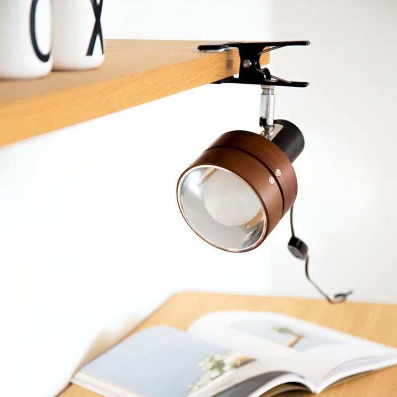 ClipBright – LED Lamp with Adjustable Clamp and Round Shape