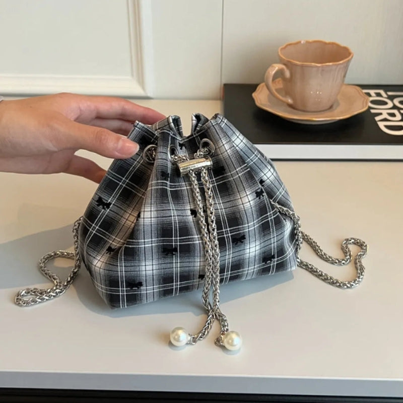 Linnea – Large Capacity Shoulder Bag With Adjustable Chain Strap