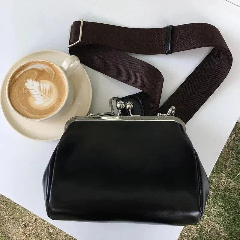 Greta – Crossbody Tas met Brede Schouderriem Velani