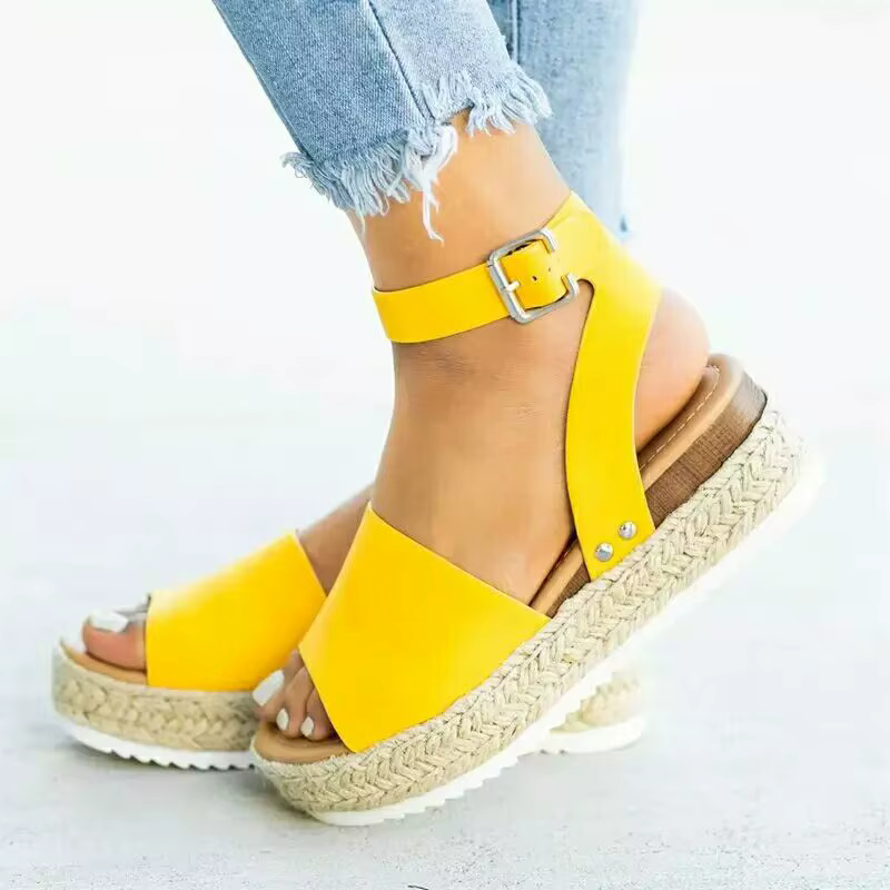 Women's Sandals with Thick Heel