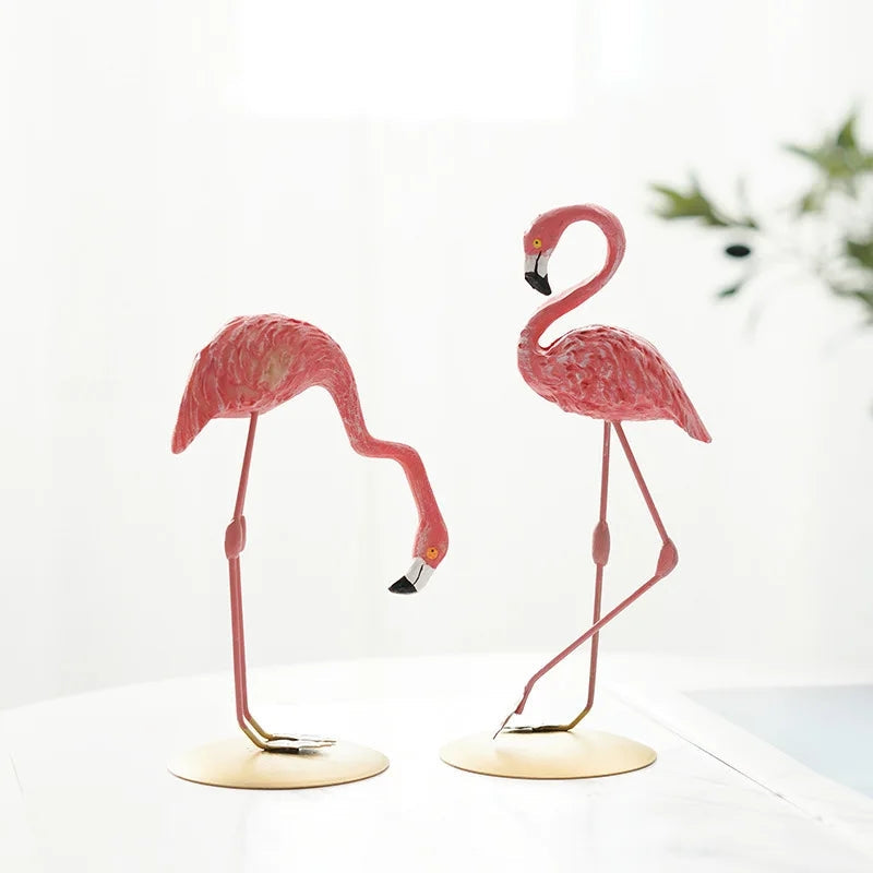 LumaNest – Decorative Ornament with Flamingo Figure