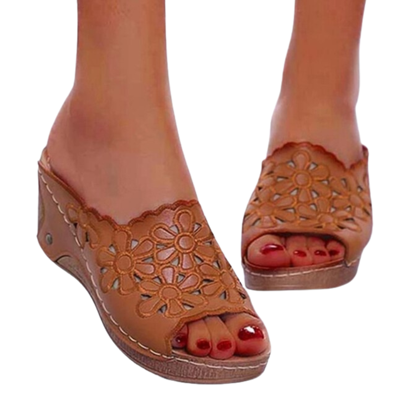 Maria – Sandalen met Bloemenprint en Open Teen Velani