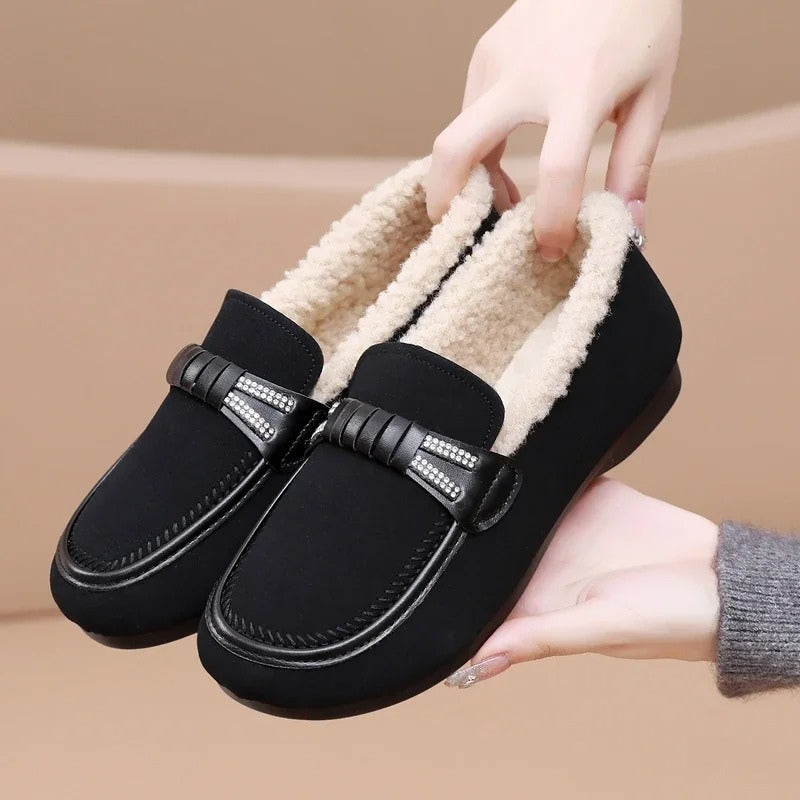 Lily – Round Toe Shoes With Non Slip Grip And Fur Design