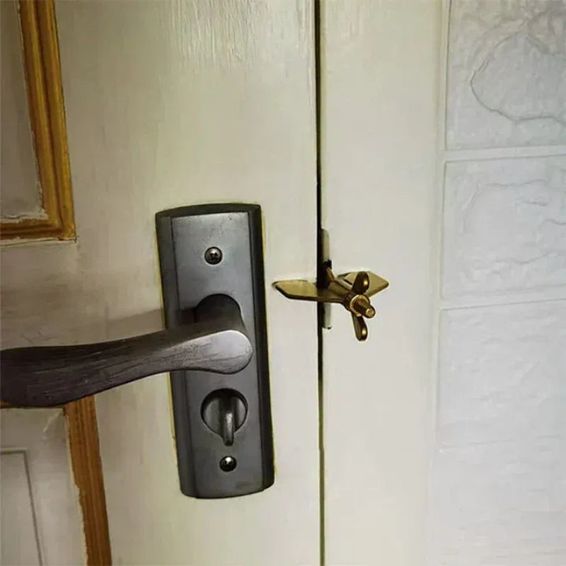 DoorGuardia – Portable Door Lock for Travel and Home Use