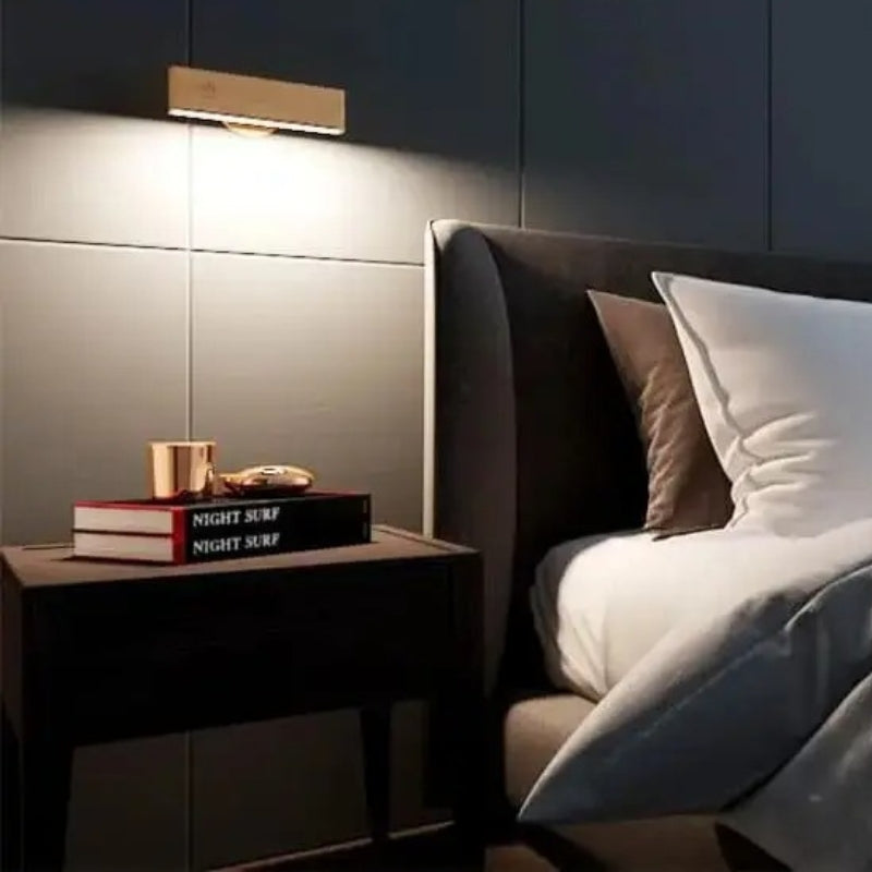 LumiRotate – Wandlamp met Draaibare Standaard Velani