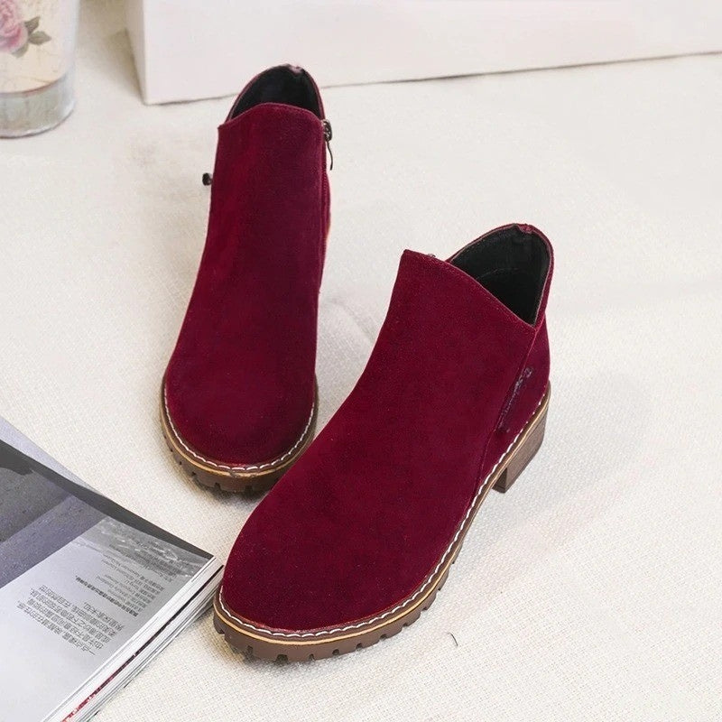 Ava – Round Toe Boots With Anti Slip Grip