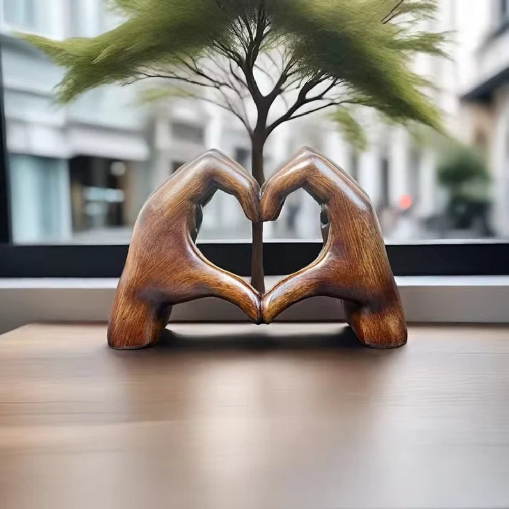 HeartCraft – Handgemaakte sculptuur van het liefdessymbool voor decoratie Velani
