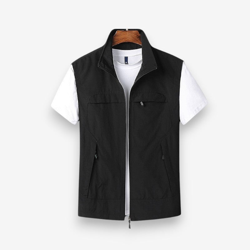 Jaxon – Sleeveless Vest with Zipper Closure and Multiple Pockets