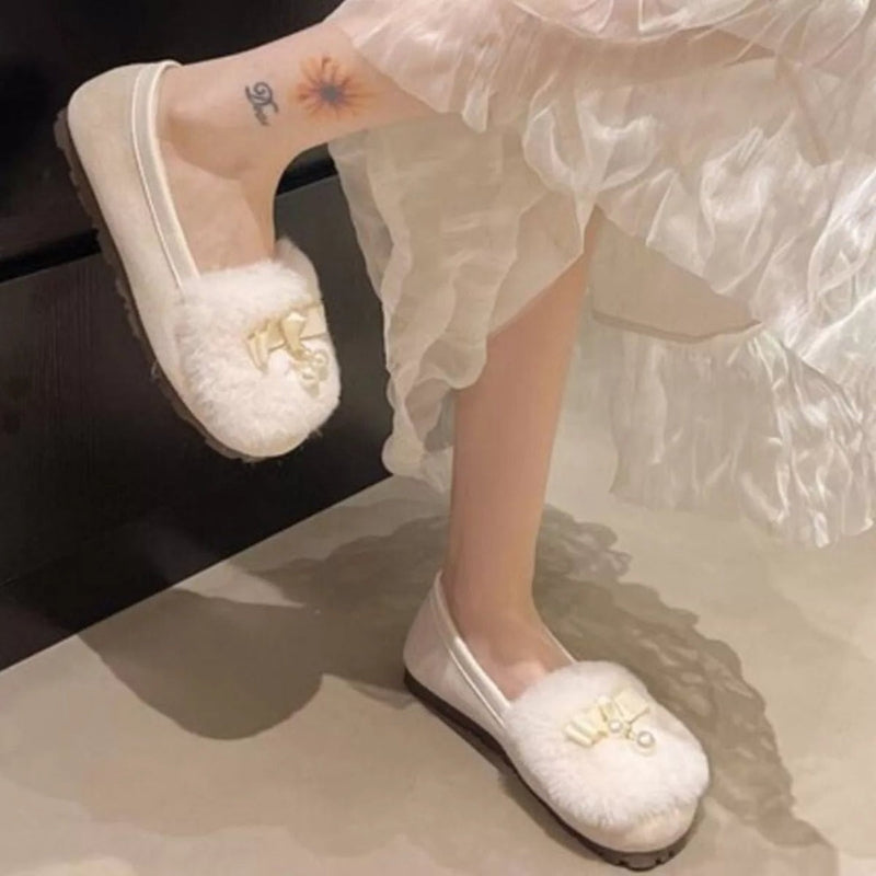 Taylor – Round Toe Fur Slippers With Slip On Design