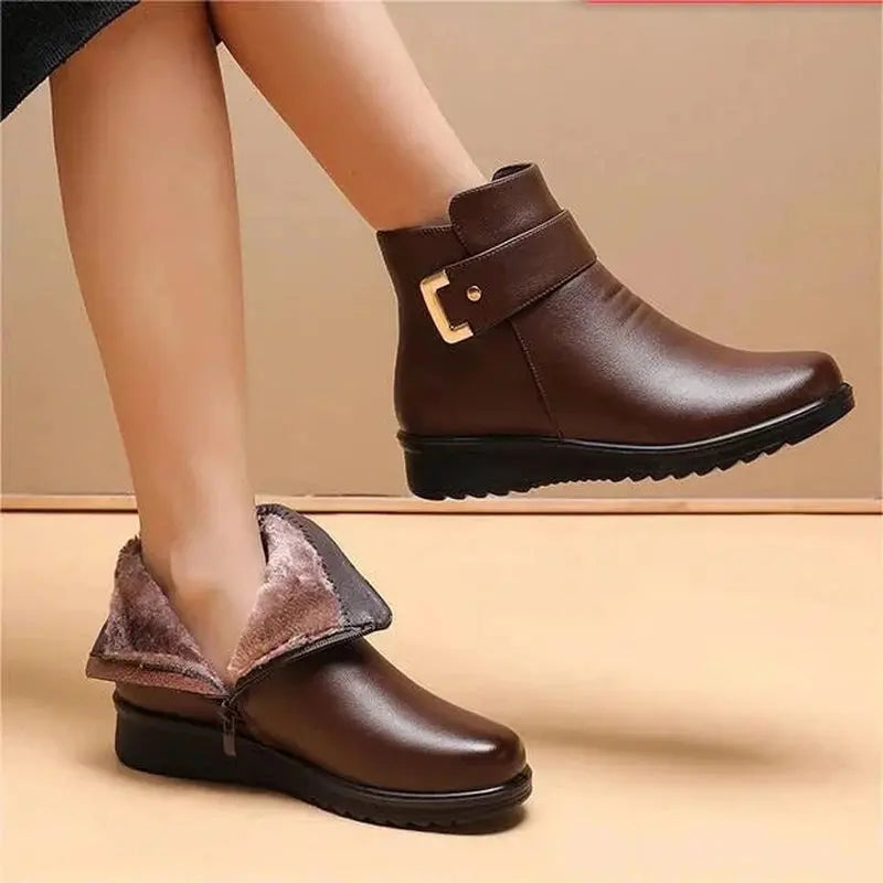 Emma – Round Toe Shoes with Zipper and Buckle Design