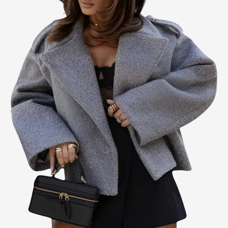 Selene – Long Sleeved Coat with Notched Collar and Button Closure