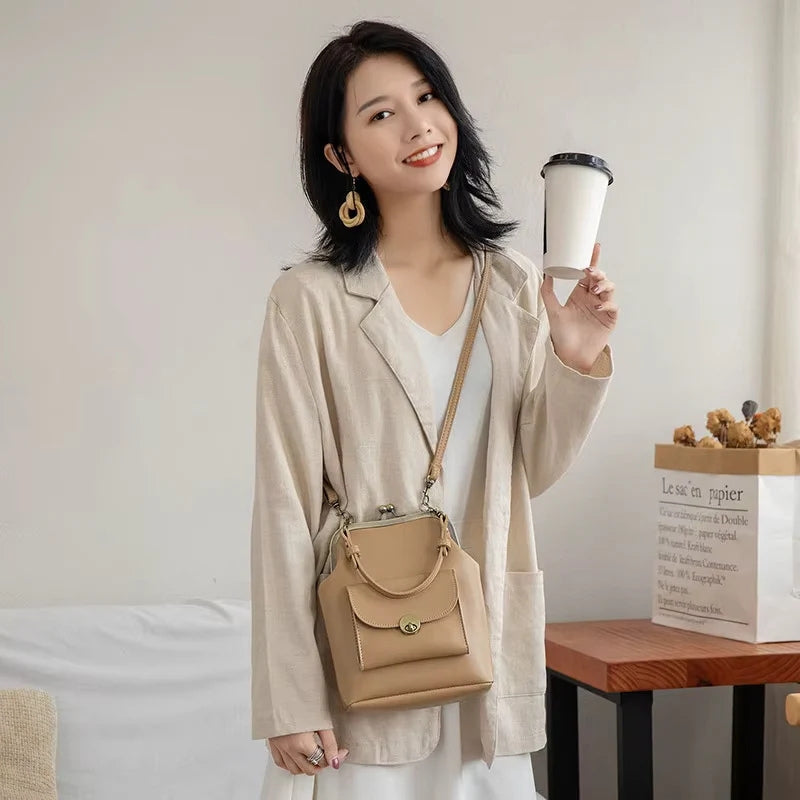 Alina – Crossbody Tas met Verstelbare Riem en Grote Inhoud Velani