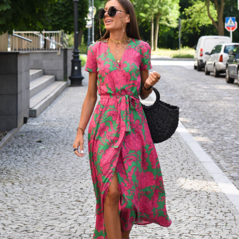 Caroline – Lange Jurk met V Hals Korte Mouwen en Bloemenprint Velani