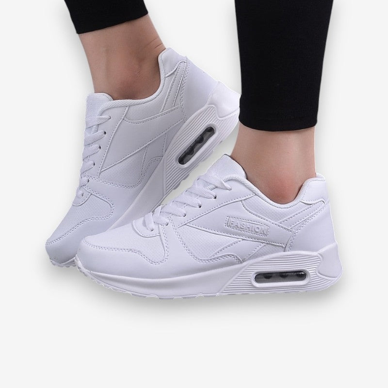 Sofia – Round Toe Sneakers With Adjustable Laces And Anti Slip Grip