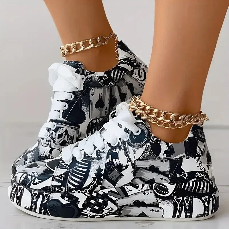 Aria – Sneakers with Painted Graffiti and Lace Up Design