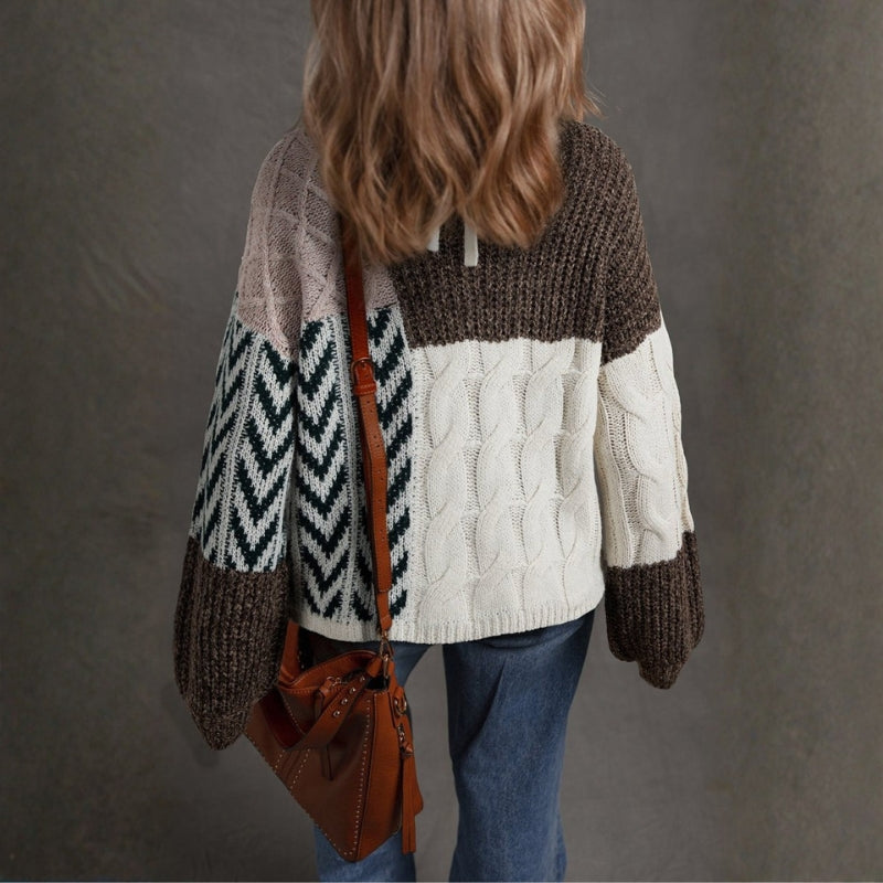 Rebecca – Knotted Sweater With Long Sleeve and Round Neck