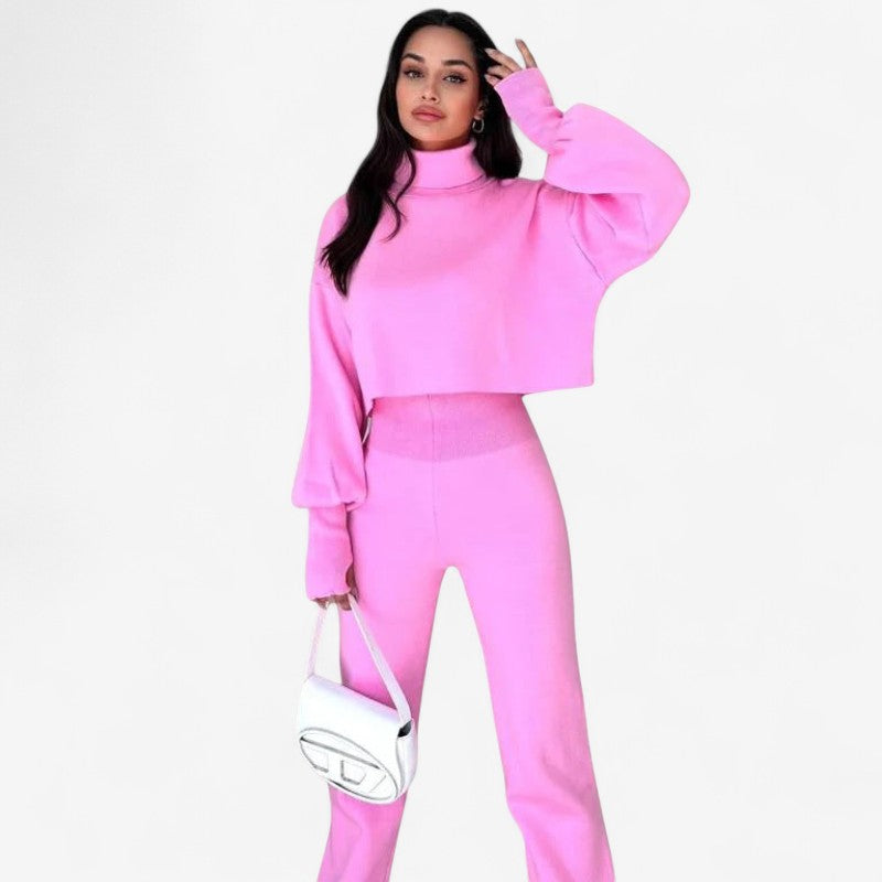 Kathy – Elegant tweedelig coltrui-setje met wijde broek Velani