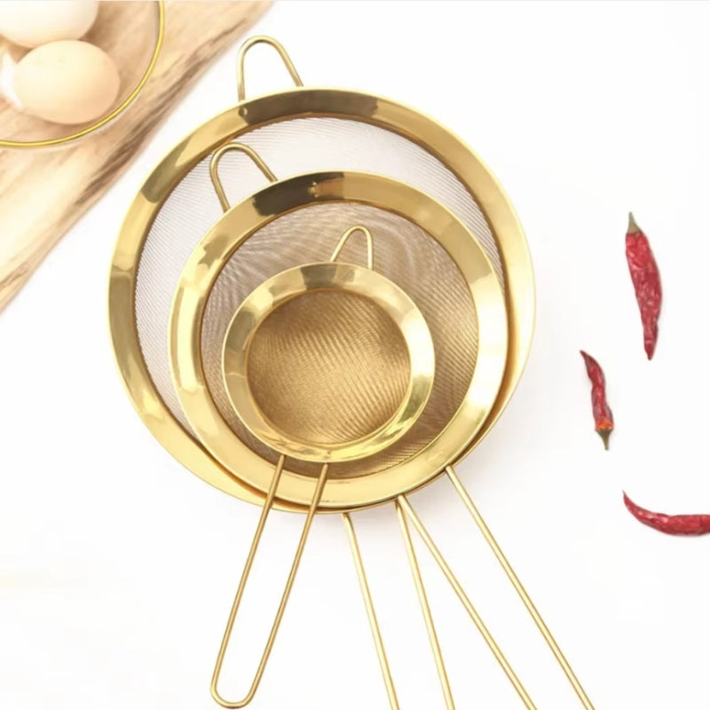 CleanSift – Round Sieve with Handle