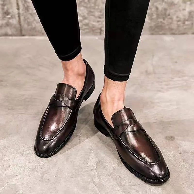 Hugo – Round Toe Loafers with Slip On Design