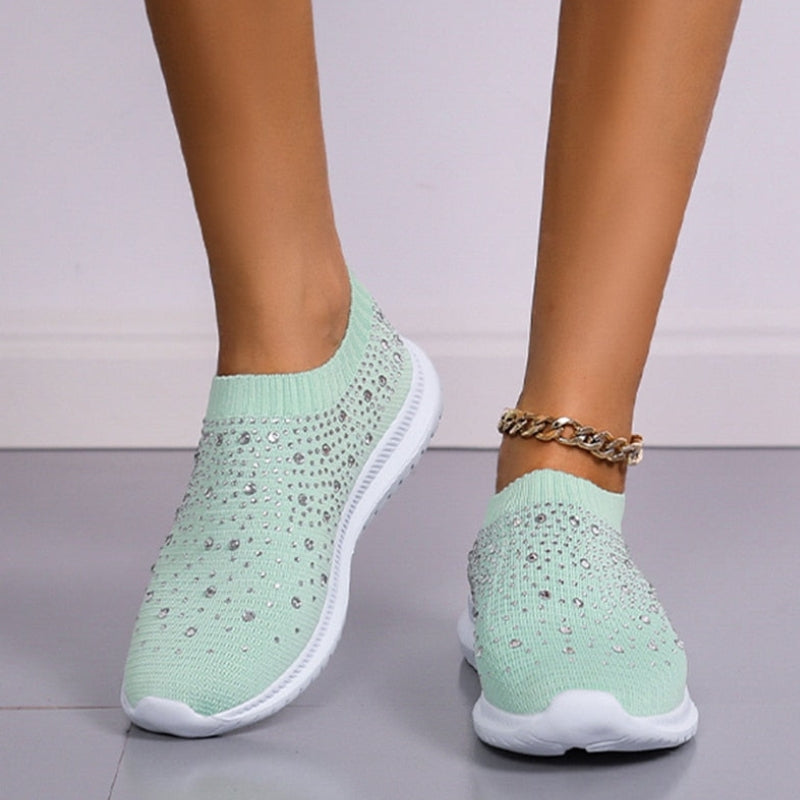 Mia – Round Toe Sneakers with a breathable design and non-slip grip