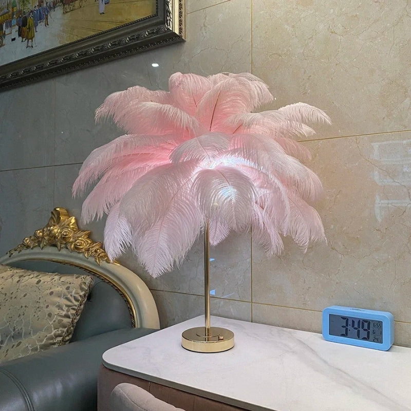 LumaNest – Table Lamp with Round Base and Feather Detail