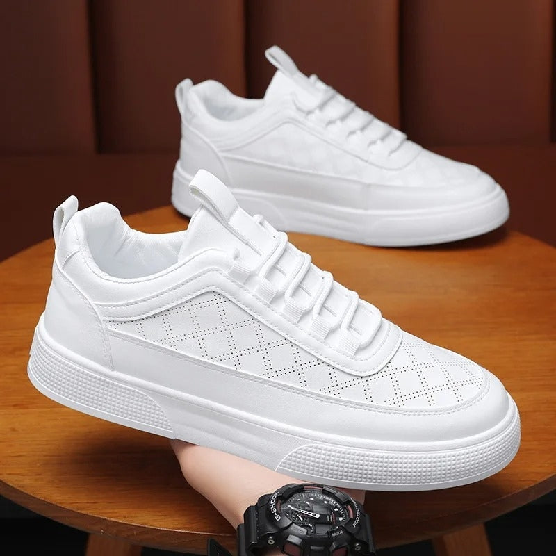 David – Sneakers with Adjustable Lace Up and Zigzag Pattern Design