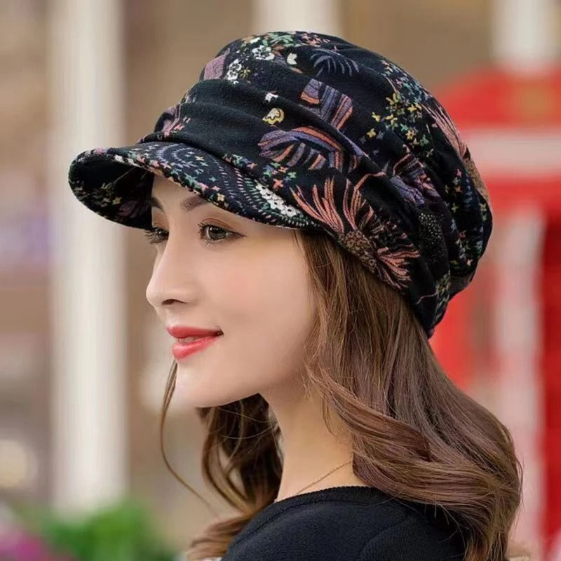 Sienna – Round Cap with Foldable and Floral Pattern
