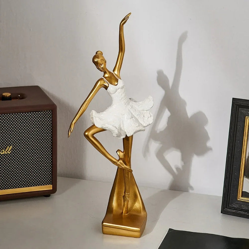 MotionMuse – Beeld van Danser in Dynamische Pose Velani