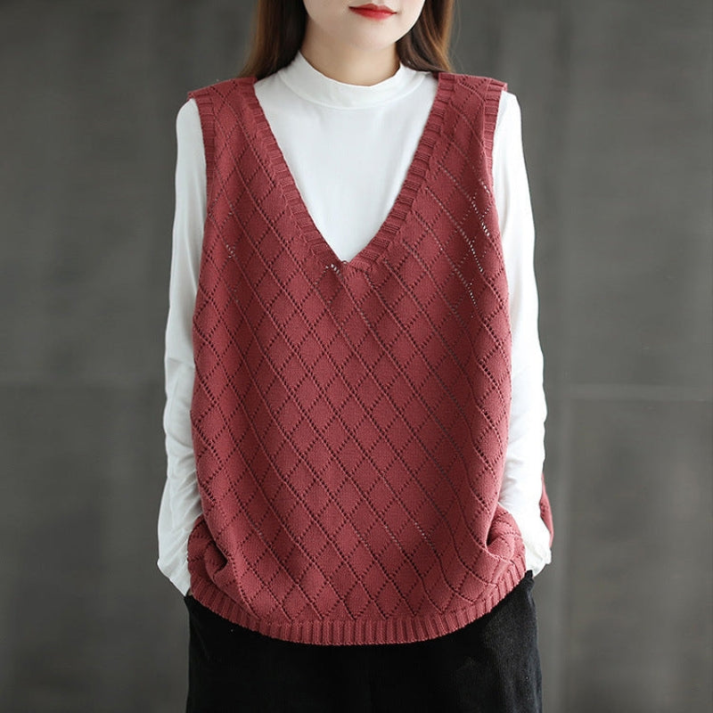 Ava – V Neck Sweater with Zigzag Pattern