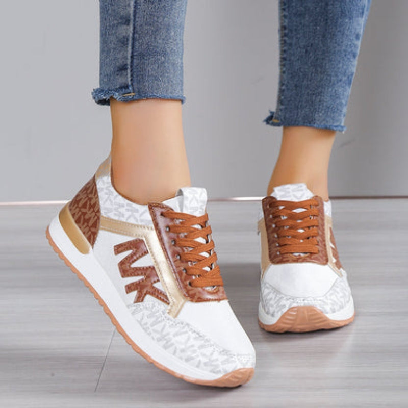 Emma – Round Toe Sneakers With Adjustable Laces