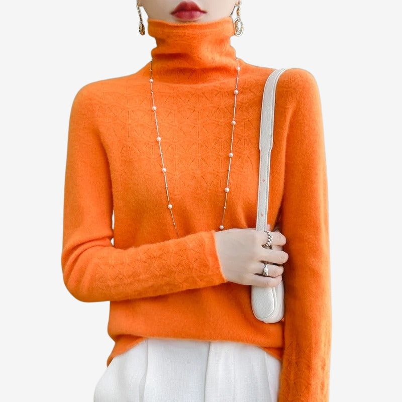 Ella – Long Sleeve Sweater with Round Neck