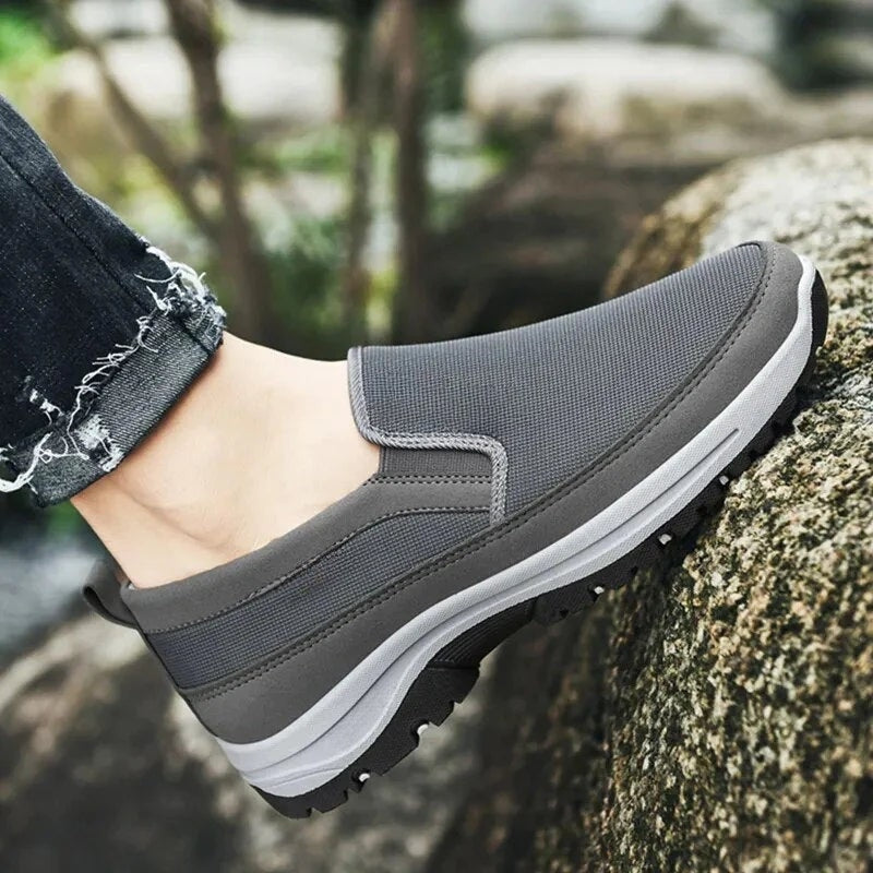 Heinz – Ademend Schoeisel met Ronde Neus Velani