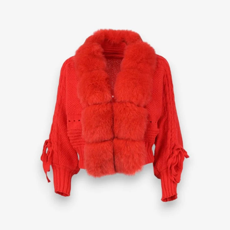 Sophia – Oversized jacket with long sleeves and fur collar