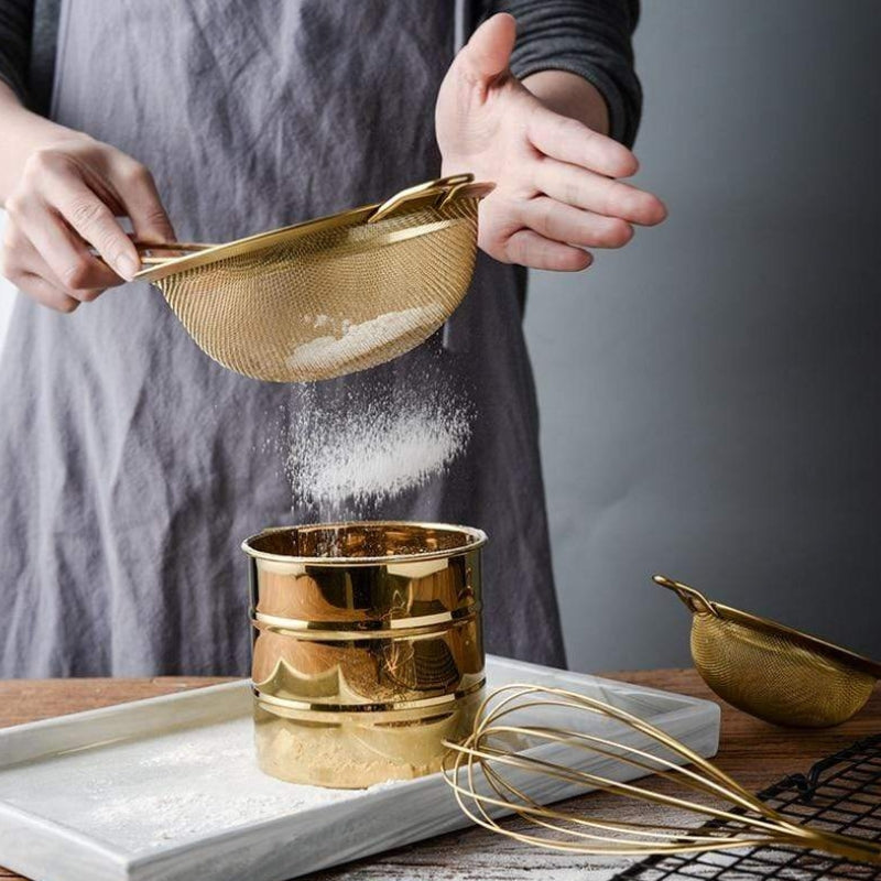 CleanSift – Round Sieve with Handle