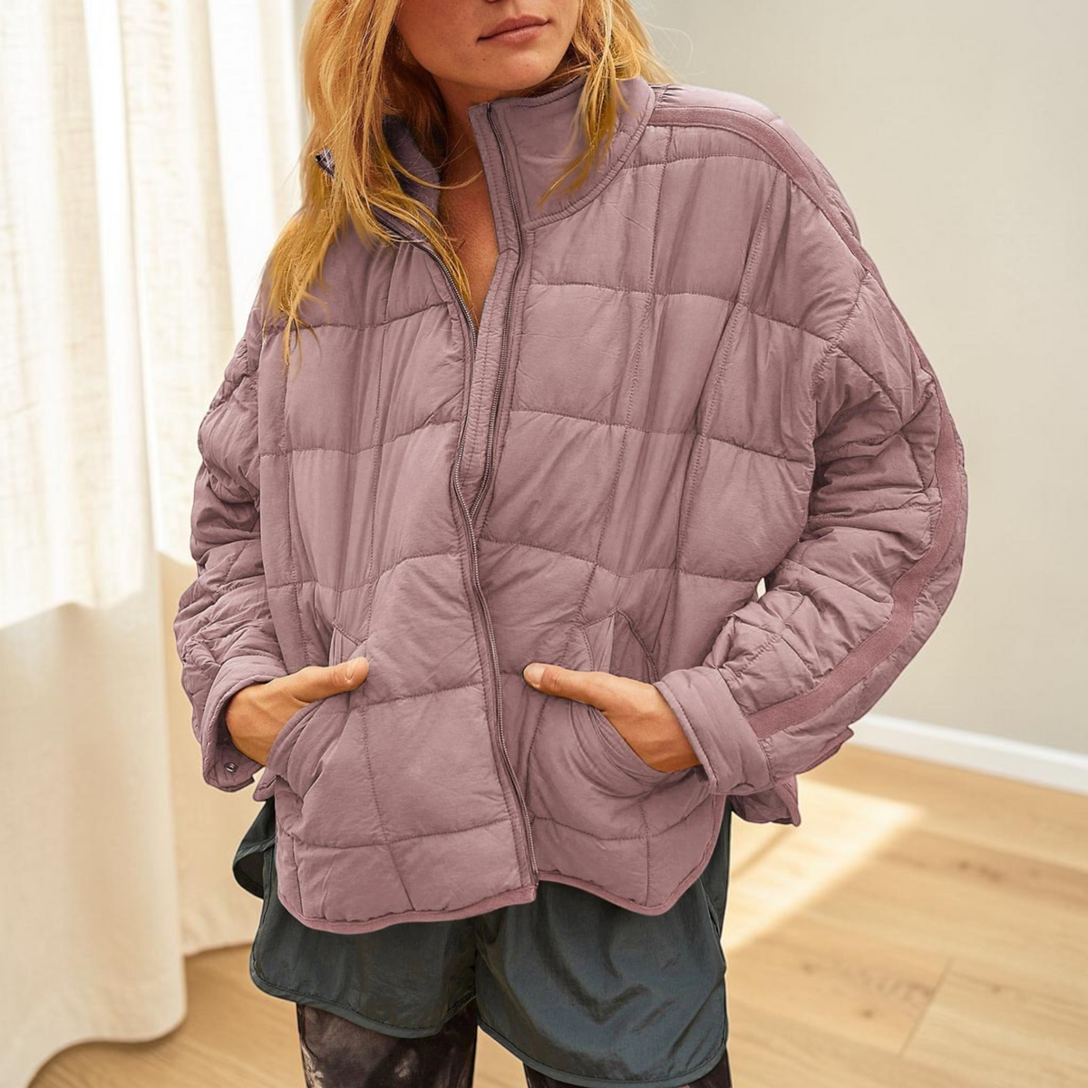 Collarix - Quilted Puffer Jacket with Loose Fit and High Collar