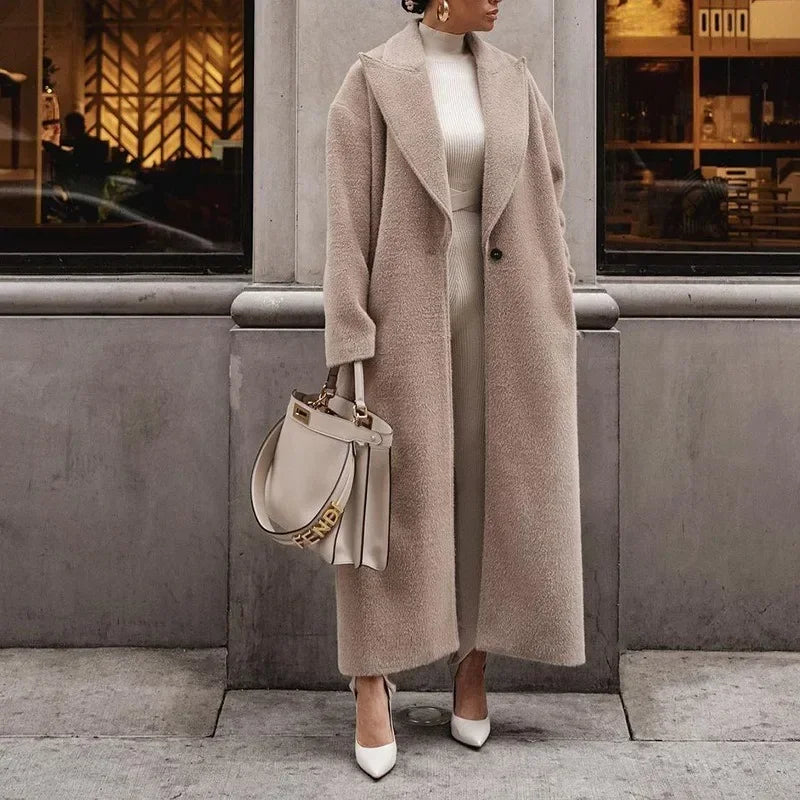 Notchway - Fitted Trench Coat with Notched Collar