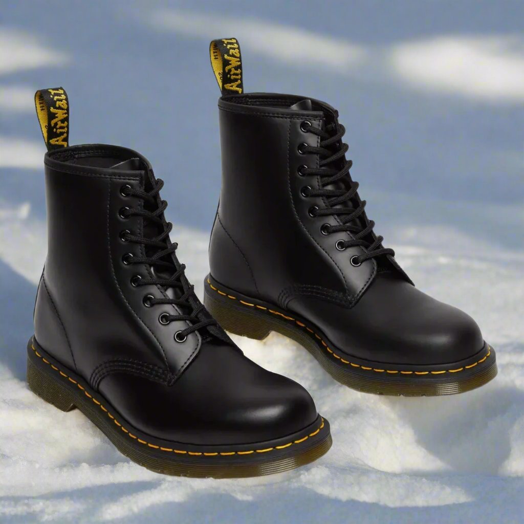 Ravellor – Round Toe Boots with Lace Closure