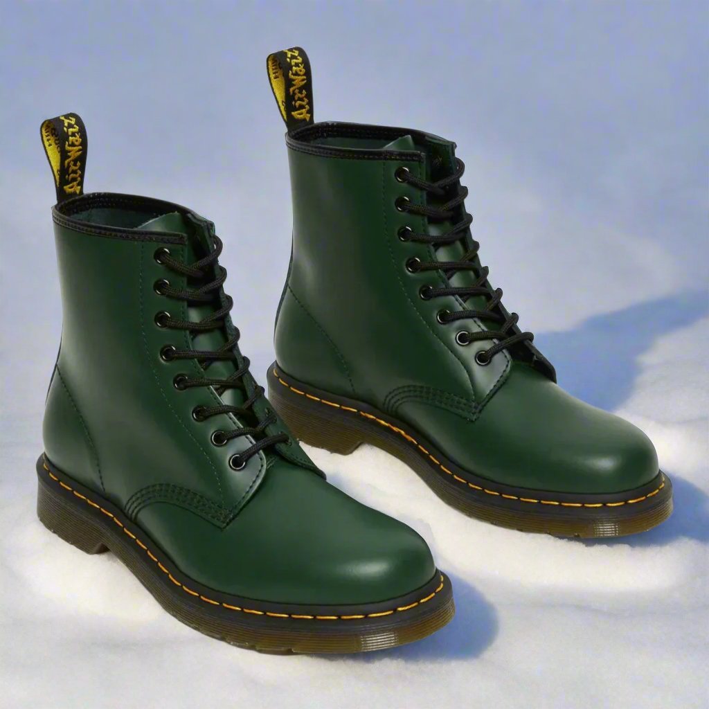 Ravellor – Round Toe Boots with Lace Closure