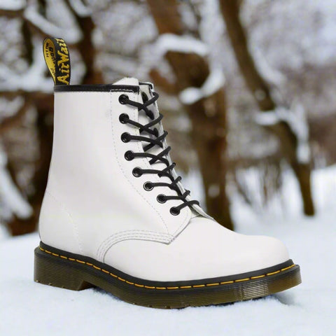 Ravellor – Round Toe Boots with Lace Closure