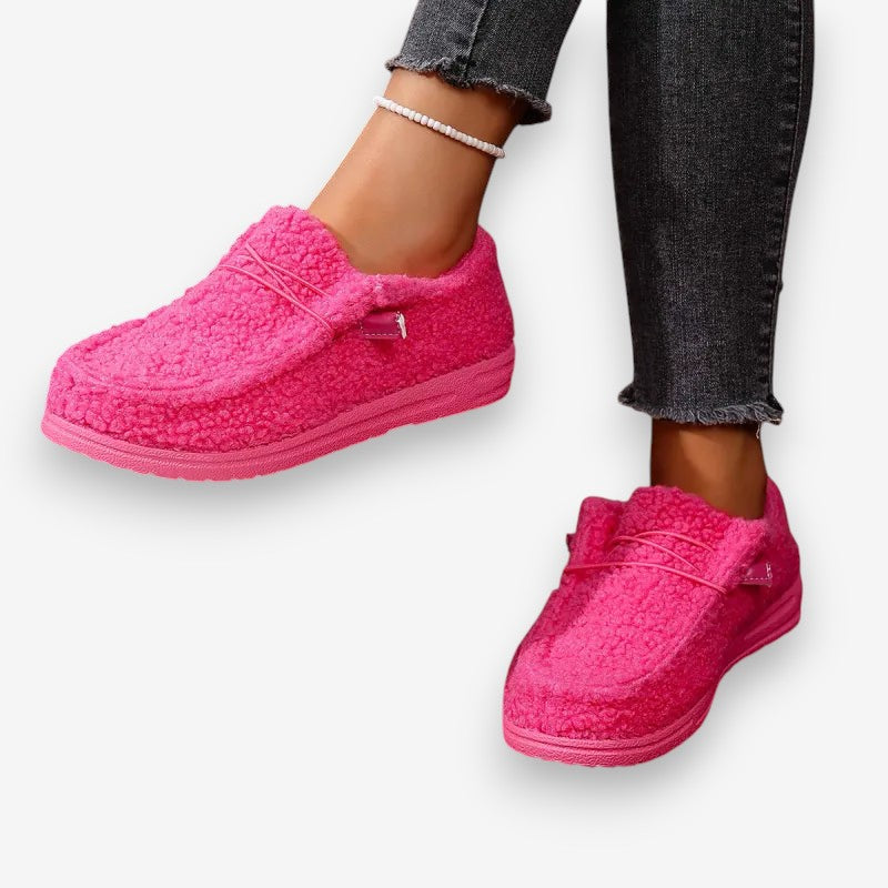 Mia – Round Toe Shoes with Slip On Design