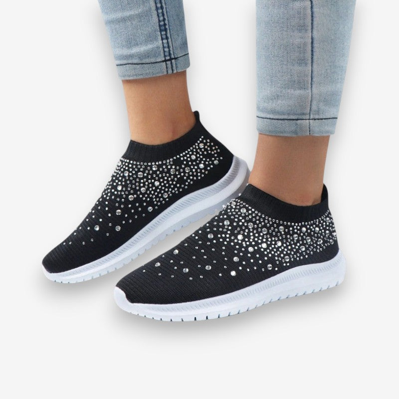 Mia – Round Toe Sneakers with a breathable design and non-slip grip