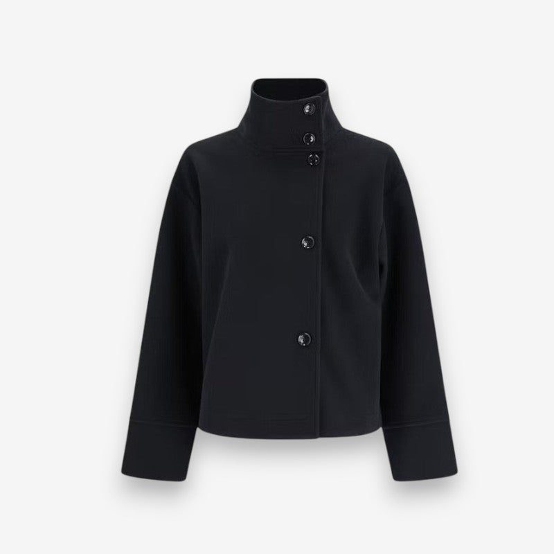 Amelia – Round neck jacket with long sleeves and button closure