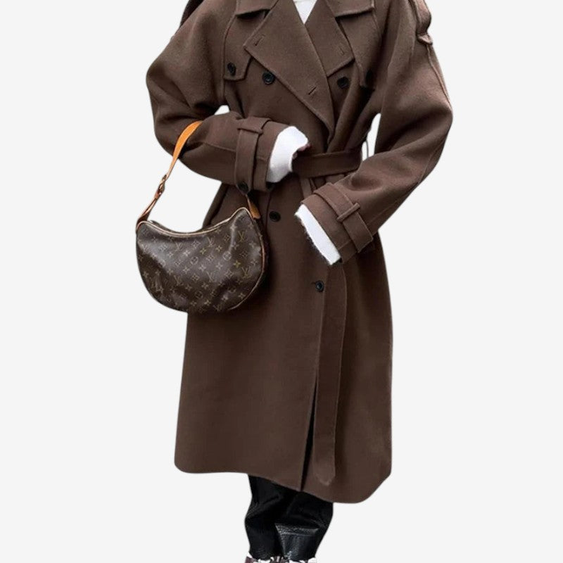 Ashley – Lange jas met riem reverskraag knoopsluiting en zakken Velani