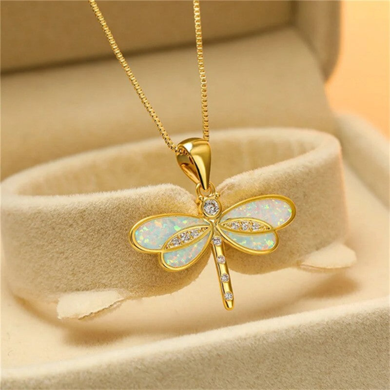 Nina – Decorative Butterfly Design Earrings
