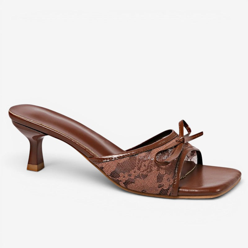 Chic Slip-On Sandals with Square Toe