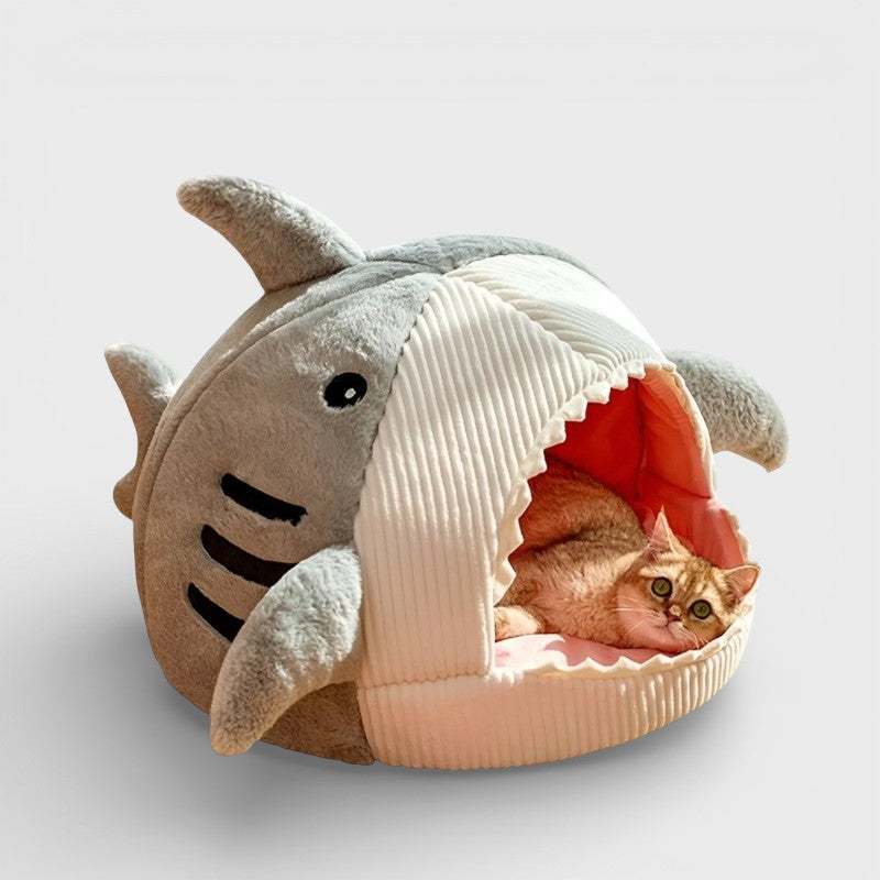 AquaPaw – Decorative Pet Bed with Shark Design