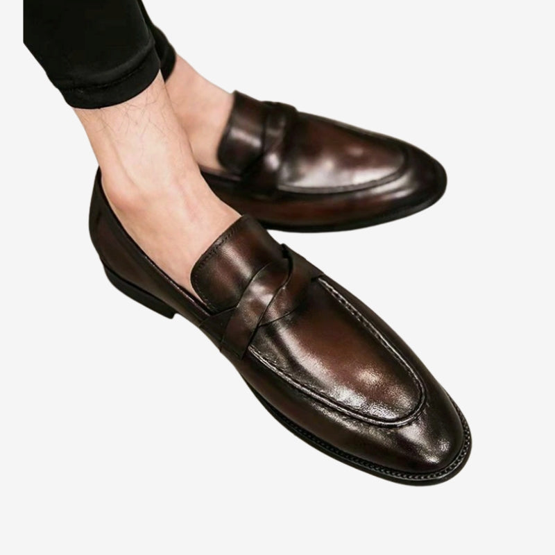 Hugo – Round Toe Loafers with Slip On Design