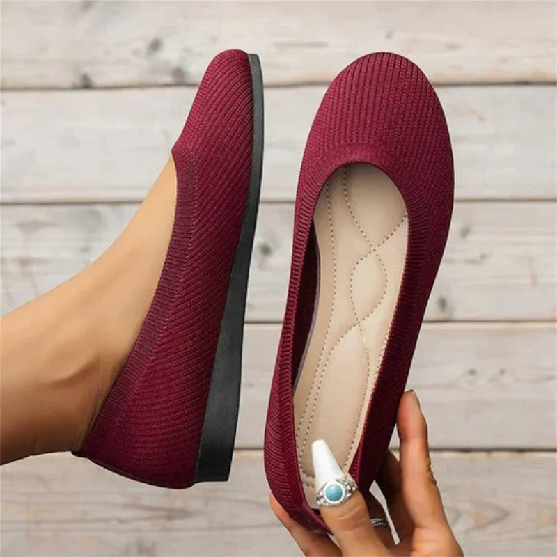 Women’s Round Toe Shoes