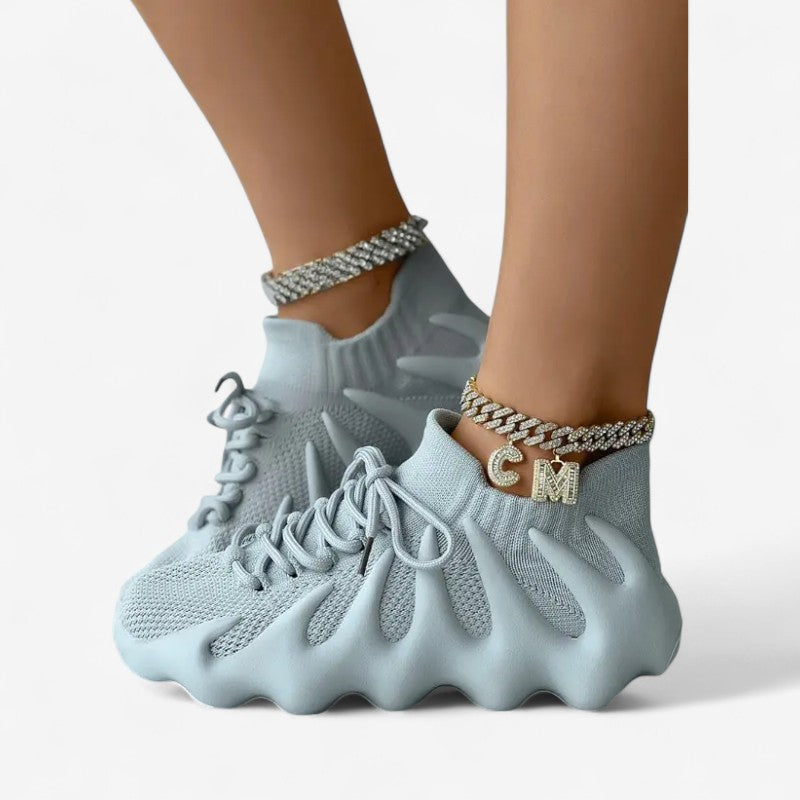 Camille – Antislip Veterschoenen met Ademend Design Velani