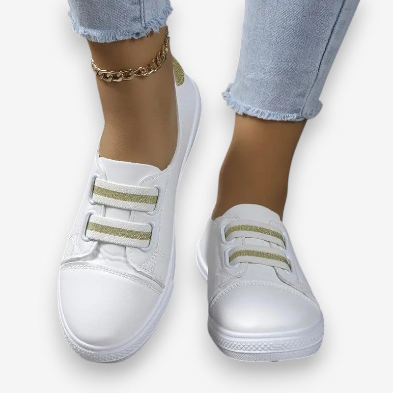 Sophia – Round Toe Flats With Anti Slip Grip Design